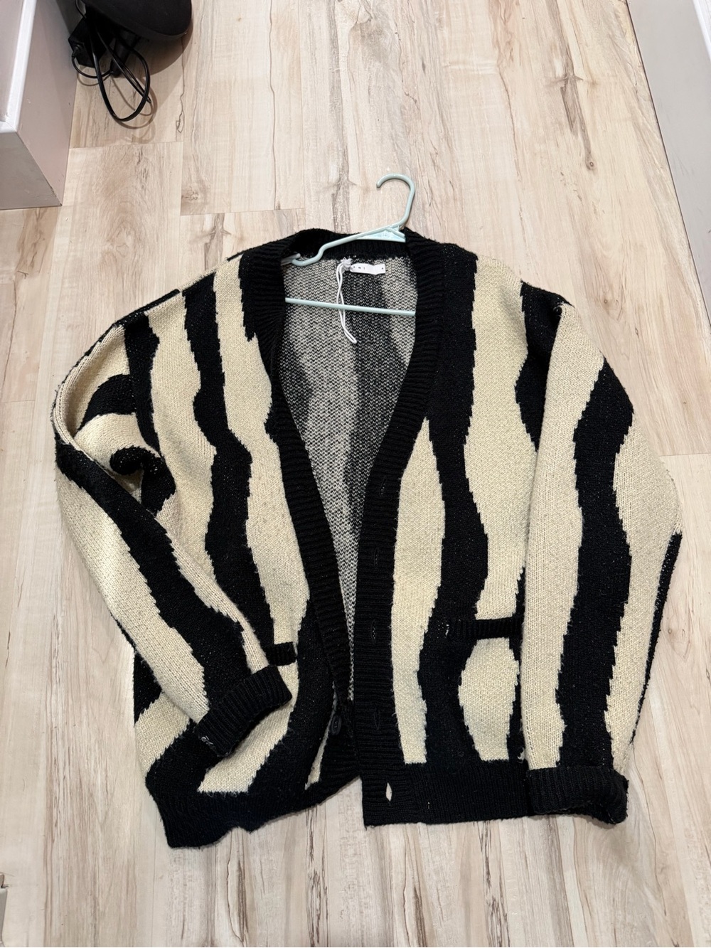 MNML Black & Cream Zebra-Stripe Open Cardigan
